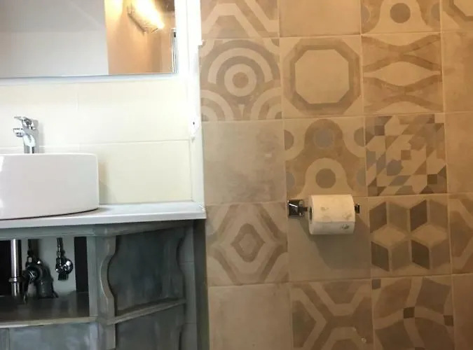 酒店 Piede-a-terre *